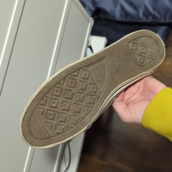 Converse - Picture 4 of 4